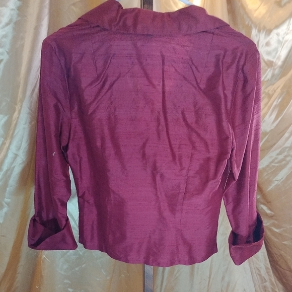 Forever 21 Red Wrap Blouse with Notched Collar - Picture 3 of 3